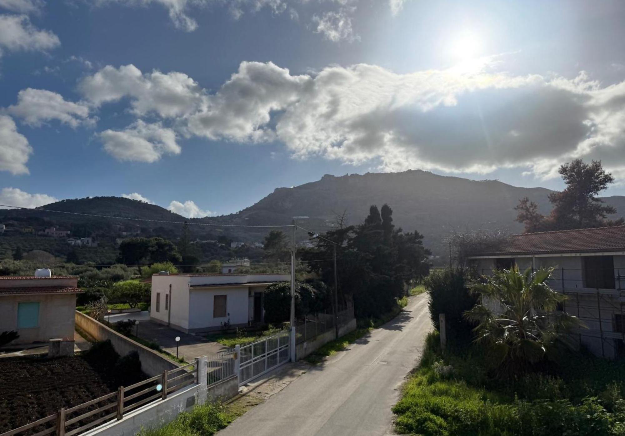 Semplice Bnb Bonagia Valderice Exterior photo